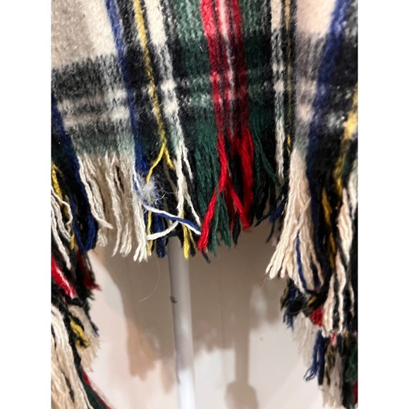 Vintage Plaid Hooded Poncho Cape Fringe Zip Front Made in Colombia - Picture 7 of 11